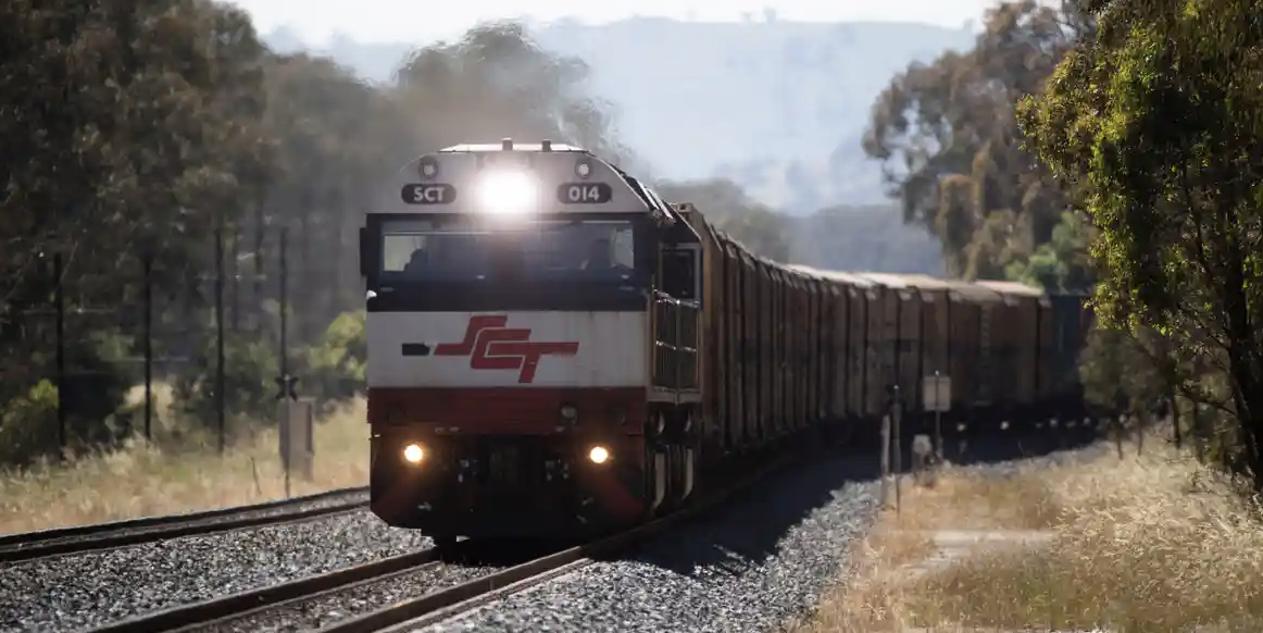 Inland Rail ‘is not stalled’, boss insists, amid concerns Labor wavering on $31bn project